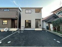 阪急西向日駅徒歩圏内！
最新設備充実です♪各居室に収納スペースあり！
リビングには畳コーナーがりゆったりくつろいでいただけます♪