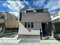 阪急西向日駅徒歩圏内！
生活利便施設が多く便利です♪
学校施設が近く子育て環境良好です◎