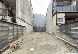 イオンモールは徒歩圏内！
小学校まで徒歩6分！
