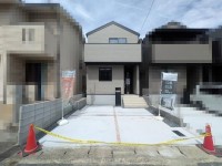  長期優良住宅♪
断熱等級6・耐震等級3！
神川小学校まで徒歩6分！