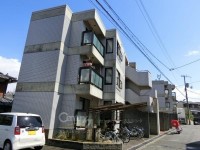 インターネット使用無料です★
買い物便利な立地★