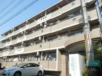 オートロックＥＶ付き★
敷金礼金なしです★生活便利な立地です★