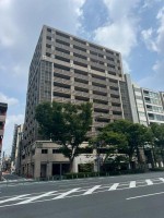 御池通り沿いの分譲マンション11階部分が賃貸で募集出ました★
烏丸御池駅4分で生活便利★