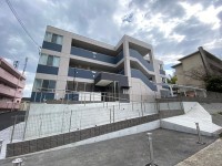 2020年築の築浅1LDK★
ペット(犬or猫)の飼育OKです★