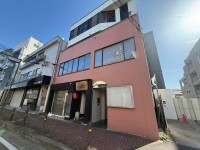  アゼリア通り沿いの1階テナントです★
飲食店もご相談ください★