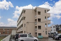 イズミヤまで徒歩３分★収納たっぷり★
更新料無し★オール洋室★