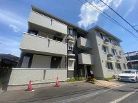 阪急長岡天神駅すぐ、ＪＲ長岡京駅も徒歩圏内★
設備充実の2019年築ハイツです★