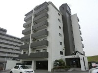 オートロック・エレベーター付き★
淀駅徒歩10分のＲＣ造マンションです★