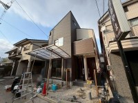  2026年2月完成★駅まで徒歩2分です★
ロフト付きのお住まい★