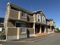  追い焚き・浴室乾燥など設備充実！
バス停まで徒歩5分です★