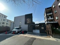  2025年12月完成の新築メゾネット★
駅まで徒歩8分です。ネット無料★
