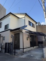  駐車場付きの戸建て賃貸★
システムキッチン・追い炊き付です！