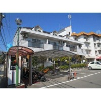  敷金礼金なしで初期費用抑えられます！
一階のお部屋で買い物帰りもラクラクです★