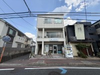 セブン通りに面す2階店舗です★
事務所・教室などにおすすめ★